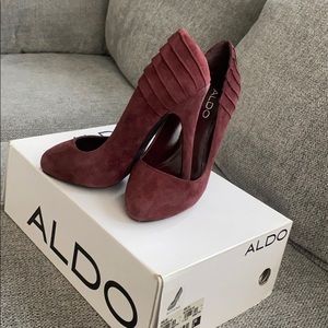 Burgundy Aldo pumps